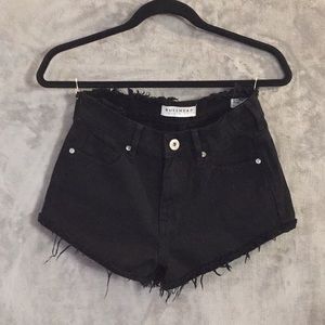 Bullhead Black High Rise Short Shorts